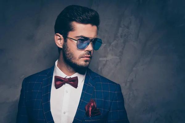 Traditional Attire and Its Role in Modern Fashion